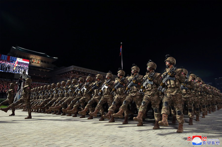 10-조선로동당창건 75돐경축 열병식